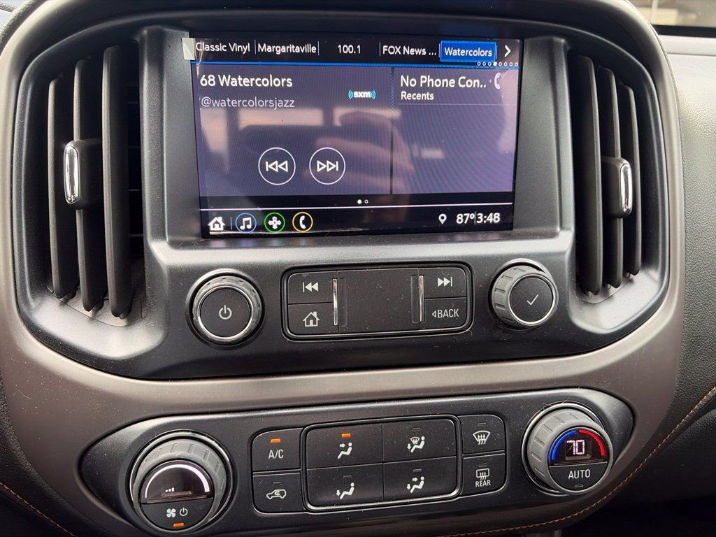 Used 2022 GMC Canyon AT4 w/ Driver Alert Package AWD/4WD image 8
