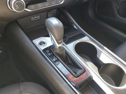 Certified 2024 Nissan Altima 2.5 SV image 31