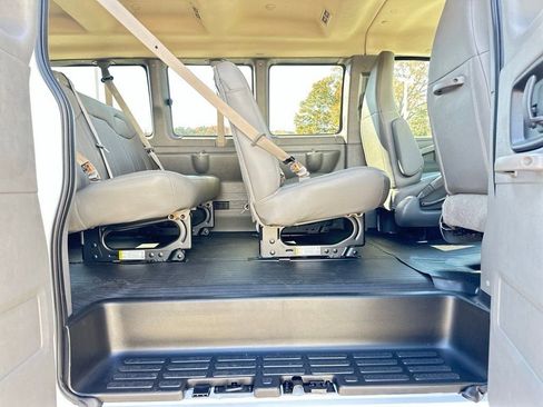 New 2025 Chevrolet Express 3500 LS image 17