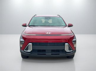 Used 2025 Hyundai Kona SEL video 2