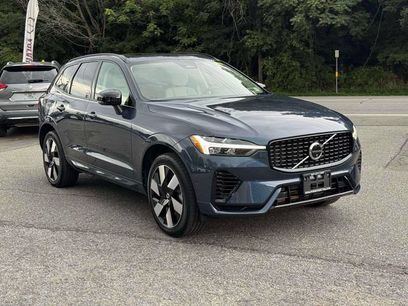 Certified 2024 Volvo XC60 T8 Plus w/ Protection Package Premier