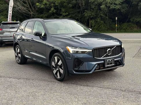Certified 2024 Volvo XC60 T8 Plus w/ Protection Package Premier AWD/4WD image 1