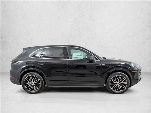 New 2026 Porsche Cayenne image 8