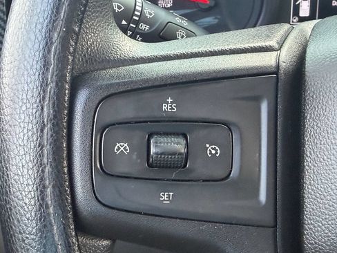Used 2021 Chevrolet Silverado 1500 Custom Trail Boss AWD/4WD image 25