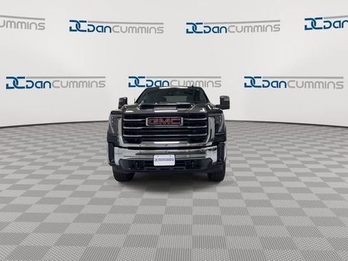 Used 2025 GMC Sierra 2500 SLT AWD/4WD image 3