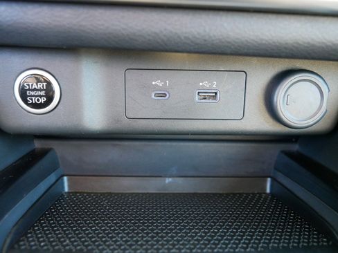 Certified 2022 Nissan Rogue SV image 32