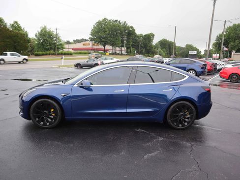 Used 2019 Tesla Model 3 Standard Range Plus RWD image 8
