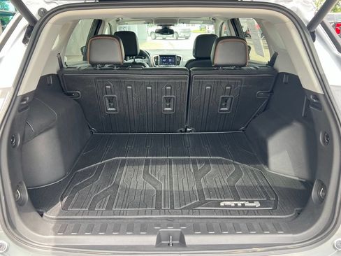 Used 2024 GMC Terrain AT4 w/ Infotainment Package II AWD/4WD image 20