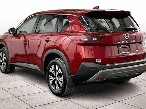 Used 2021 Nissan Rogue SV image 10