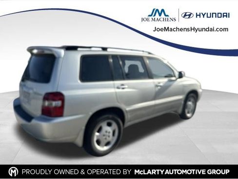 Used 2004 Toyota Highlander Limited AWD/4WD image 6