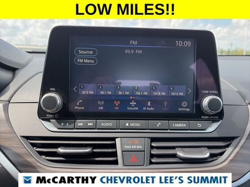 Used 2025 Nissan Altima 2.5 SV image 6