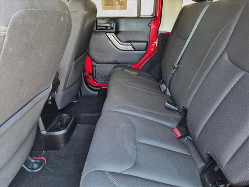 Used 2014 Jeep Wrangler Unlimited Sport w/ Quick Order Package 24S AWD/4WD image 18