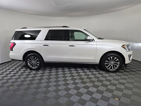 Used 2018 Ford Expedition Max Limited w/ Equipment Group 301A image 8
