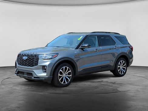Used 2026 Ford Explorer ST-Line AWD/4WD image 3
