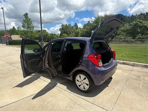 Used 2017 Chevrolet Spark LS FWD image 33