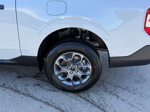 New 2026 Ford Maverick XLT w/ XLT Luxury Package FWD image 41