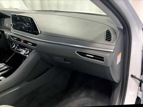 Used 2021 Hyundai Sonata Limited w/ Cargo Package image 13