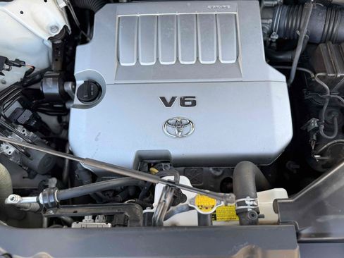 Used 2013 Toyota Highlander Limited FWD image 29