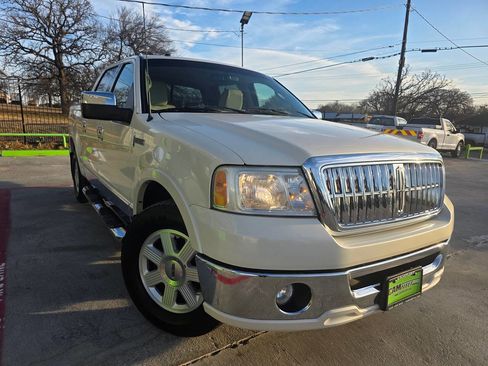 Used 2008 Lincoln Mark LT 2WD image 62