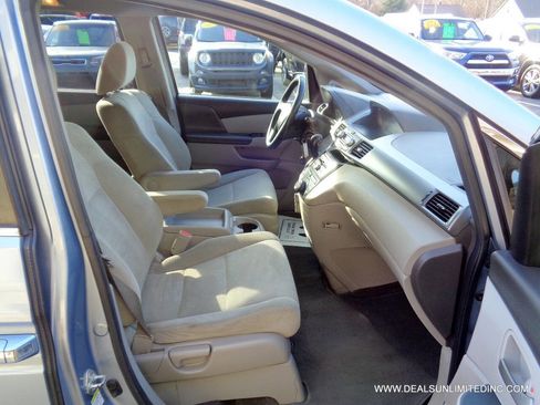 Used 2011 Honda Odyssey EX image 20