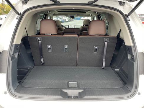 New 2025 Honda Pilot Elite image 32