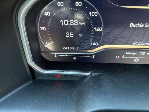 Used 2022 GMC Sierra 1500 Denali Ultimate image 11