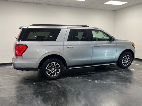 Used 2023 Ford Expedition Max XLT image 23