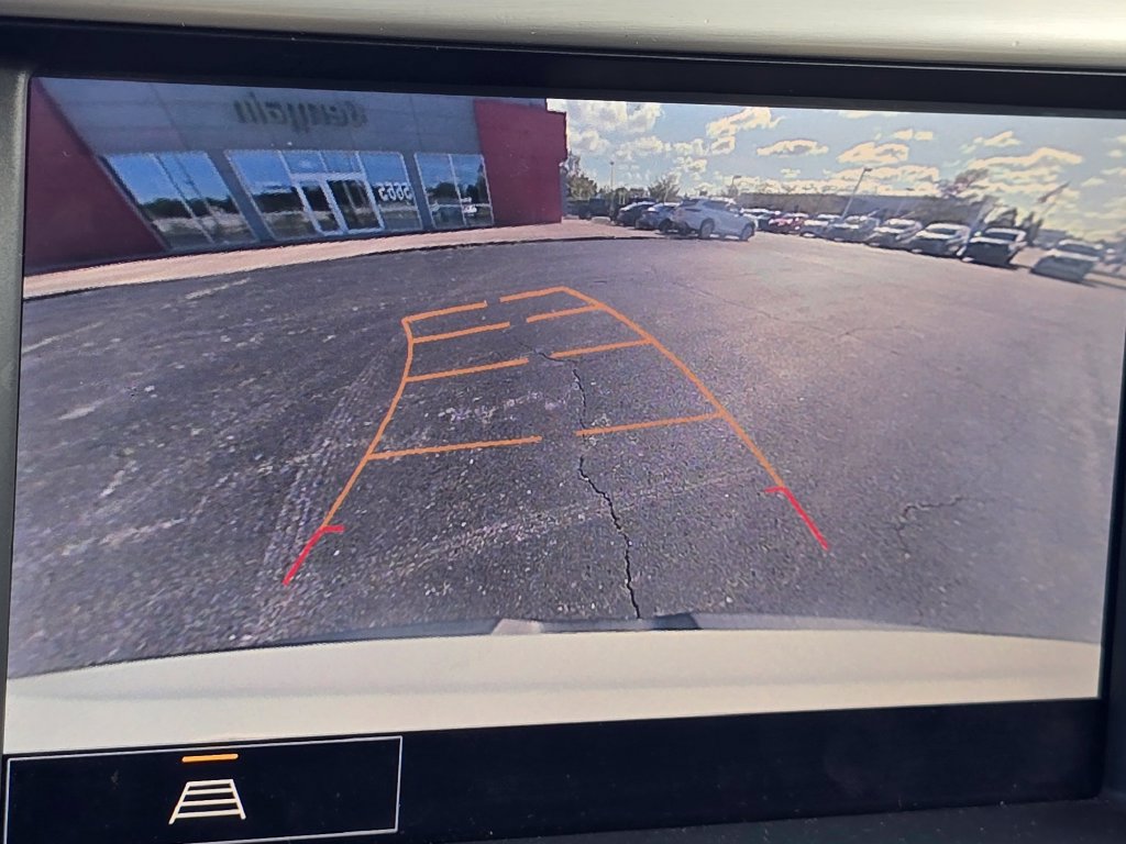 Used 2023 GMC Acadia SLT FWD image 6