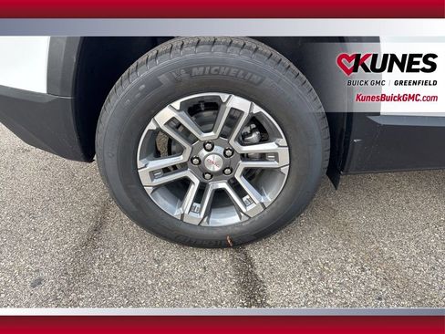 New 2026 GMC Terrain Elevation w/ LPO, Floor Liner Package image 12