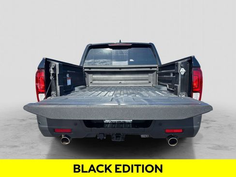 Used 2023 Honda Ridgeline Black Edition image 15