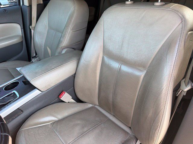 Used 2014 Ford Edge SEL w/ Equipment Group 205A FWD image 8