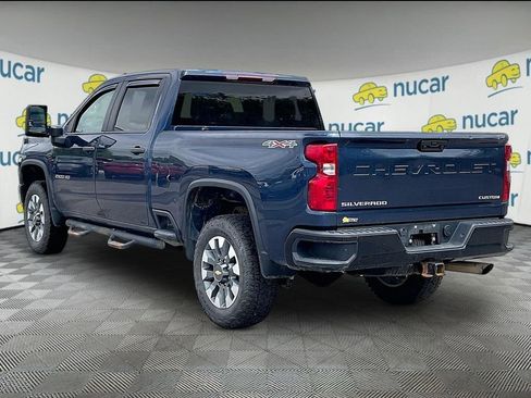 Used 2023 Chevrolet Silverado 2500 Custom w/ Custom Value Package AWD/4WD image 3