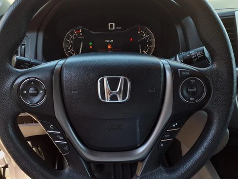 Used 2018 Honda Pilot LX image 11