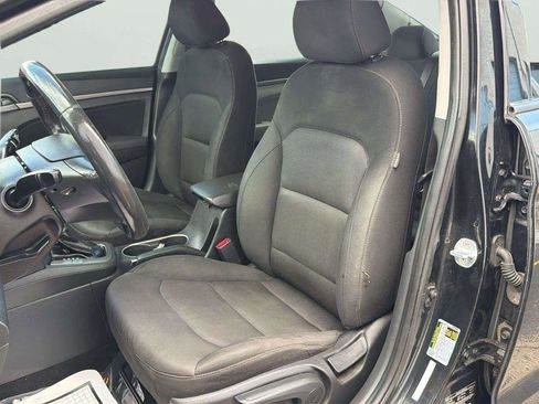 Used 2018 Hyundai Elantra Value Edition FWD image 14