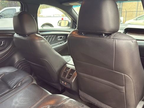 Used 2016 Ford Taurus Limited image 18