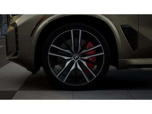 New 2026 BMW X5 xDrive40i w/ M Sport Package AWD/4WD image 7