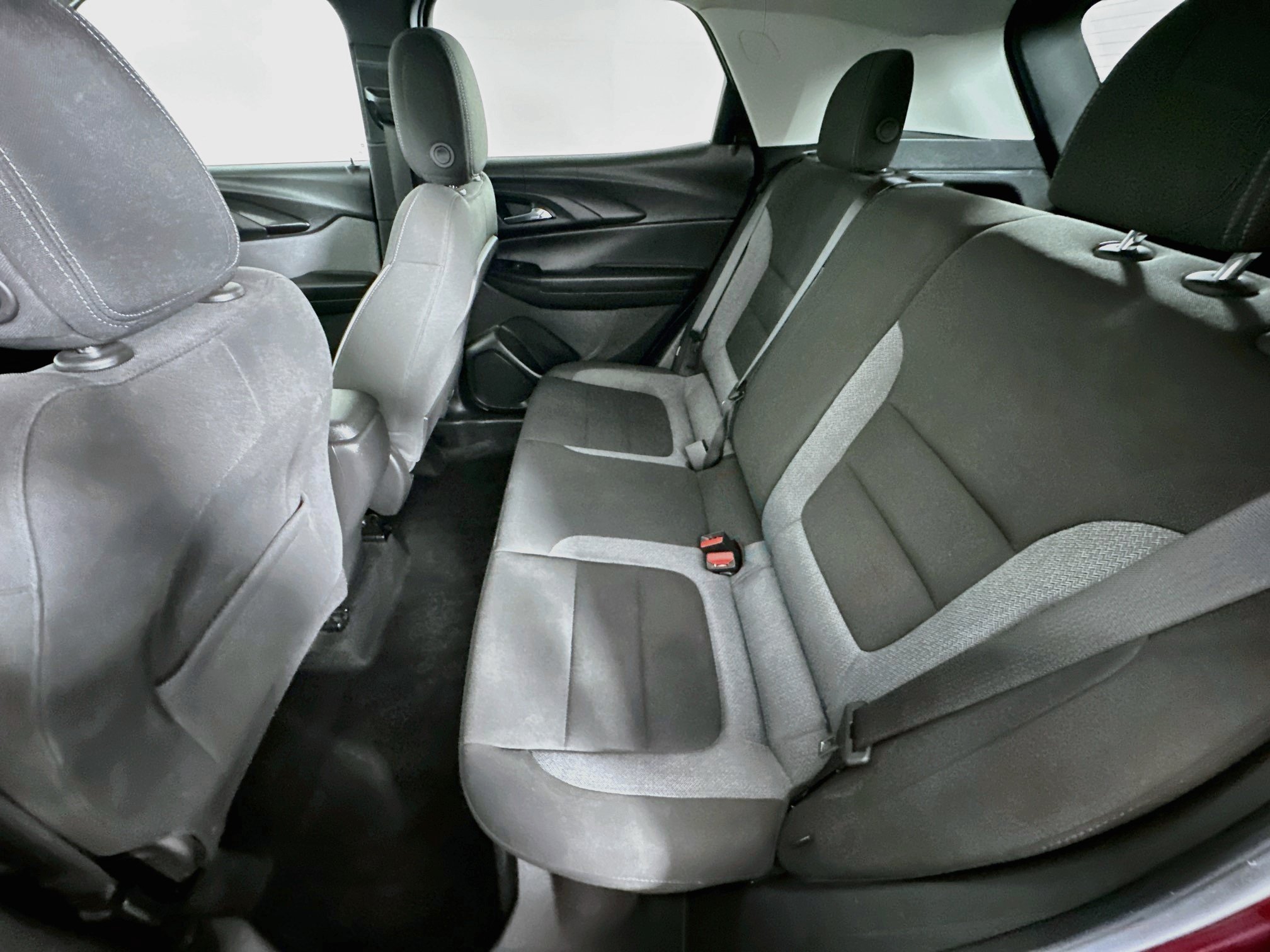 Used 2023 Chevrolet TrailBlazer LT FWD image 26