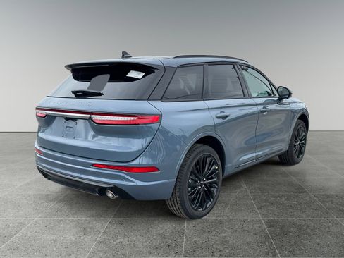 New 2026 Lincoln Corsair Premiere image 5