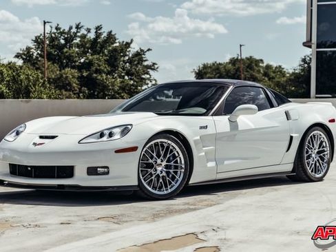 Used 2011 Chevrolet Corvette ZR1 w/ Preferred Equipment Group RWD image 44