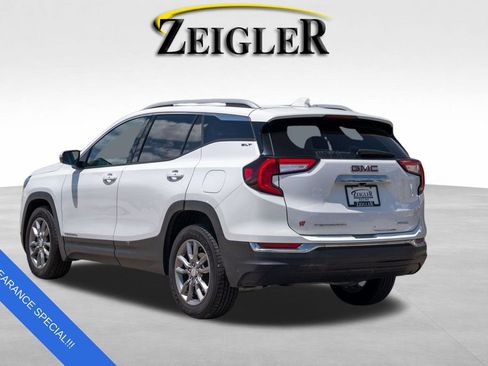 Used 2022 GMC Terrain SLT image 5