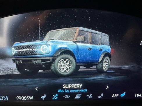 Certified 2025 Ford Bronco Big Bend AWD/4WD image 41