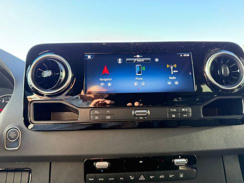 New 2025 Mercedes-Benz Sprinter 2500 image 23