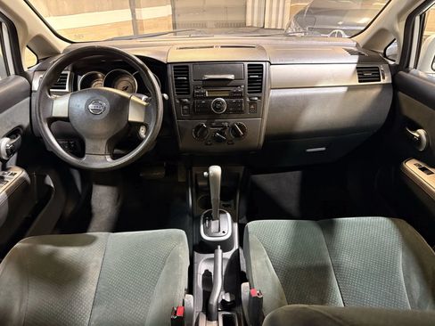 Used 2012 Nissan Versa 1.8 S FWD image 11