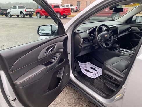 Used 2019 Chevrolet Traverse RS AWD/4WD image 10