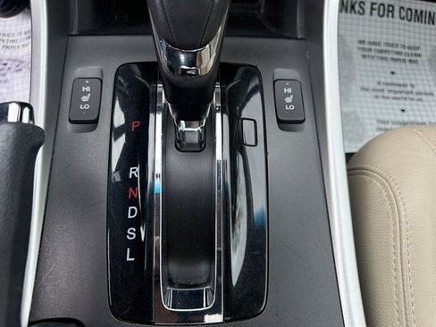 Used 2013 Honda Accord EX-L image 19