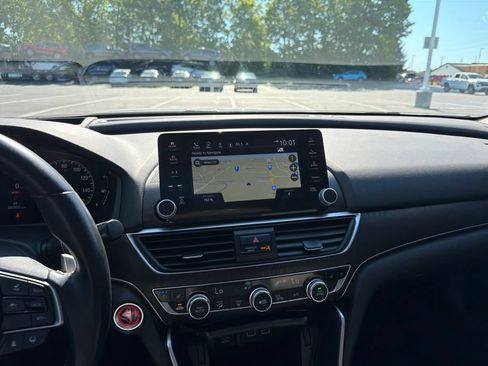 Certified 2022 Honda Accord Touring image 15