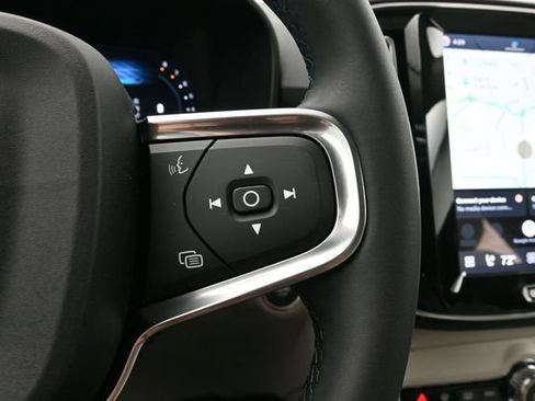 New 2026 Volvo XC40 B5 Plus w/ Protection Package Premier AWD/4WD image 25