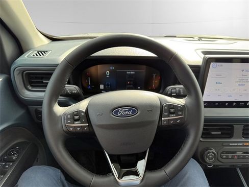 New 2025 Ford Maverick Lariat w/ Black Appearance Package image 12