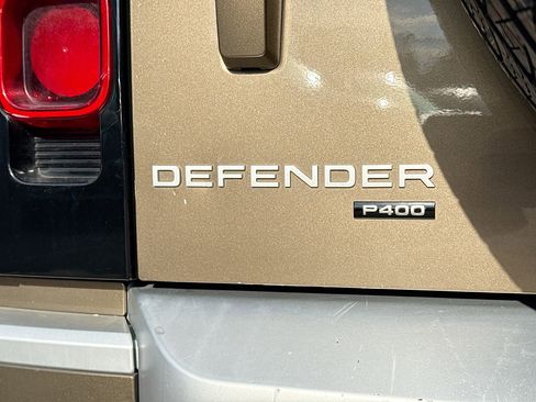 Used 2022 Land Rover Defender 110 XS Edition image 11