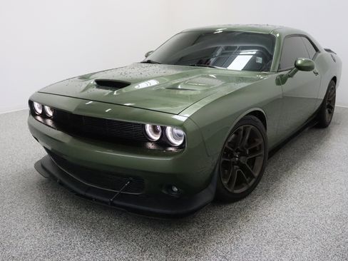Used 2020 Dodge Challenger R/T Scat Pack w/ Plus Package RWD image 2